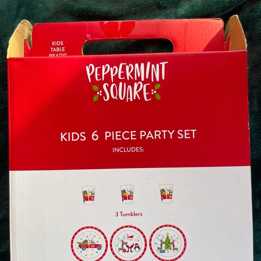 Peppermint Kids Party Plate Set - Festive Red and Green